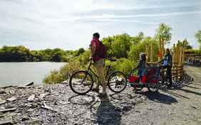 Strecken zwischen 25 und 39 km - kleinere Kinder reisen im Anhänger oder mit Trailor-Bike